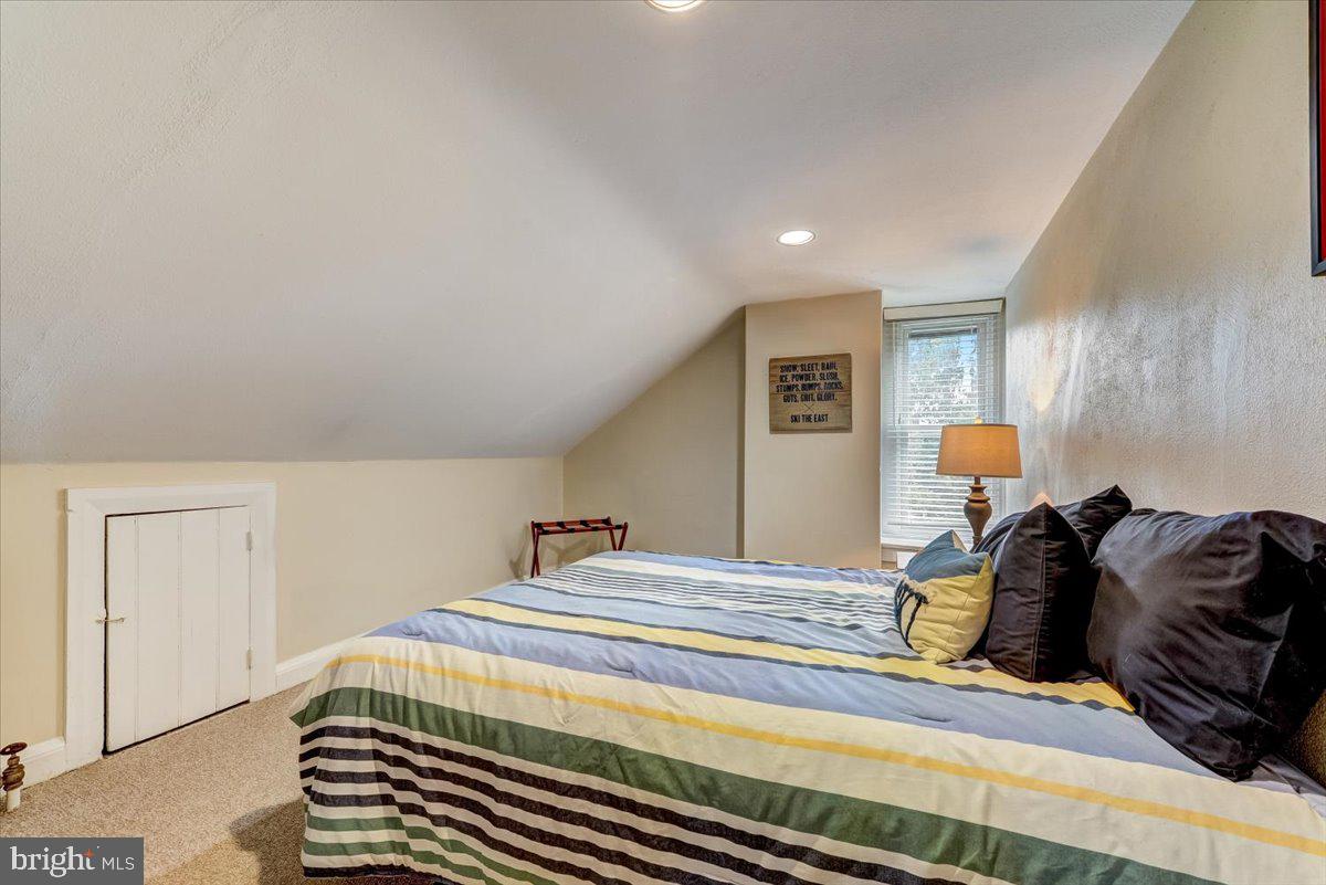 PIN OAK FARMS - Residential