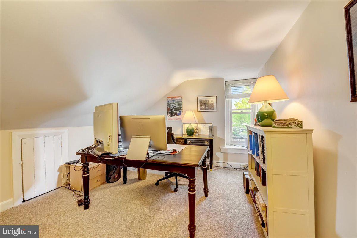 PIN OAK FARMS - Residential