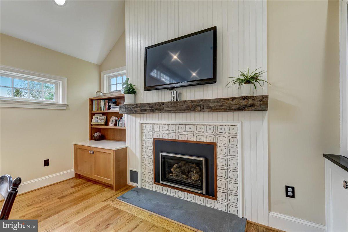 PIN OAK FARMS - Residential