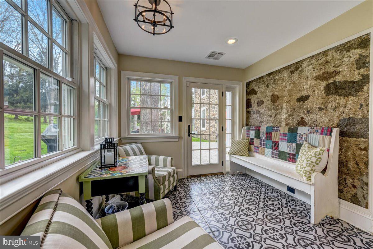 PIN OAK FARMS - Residential