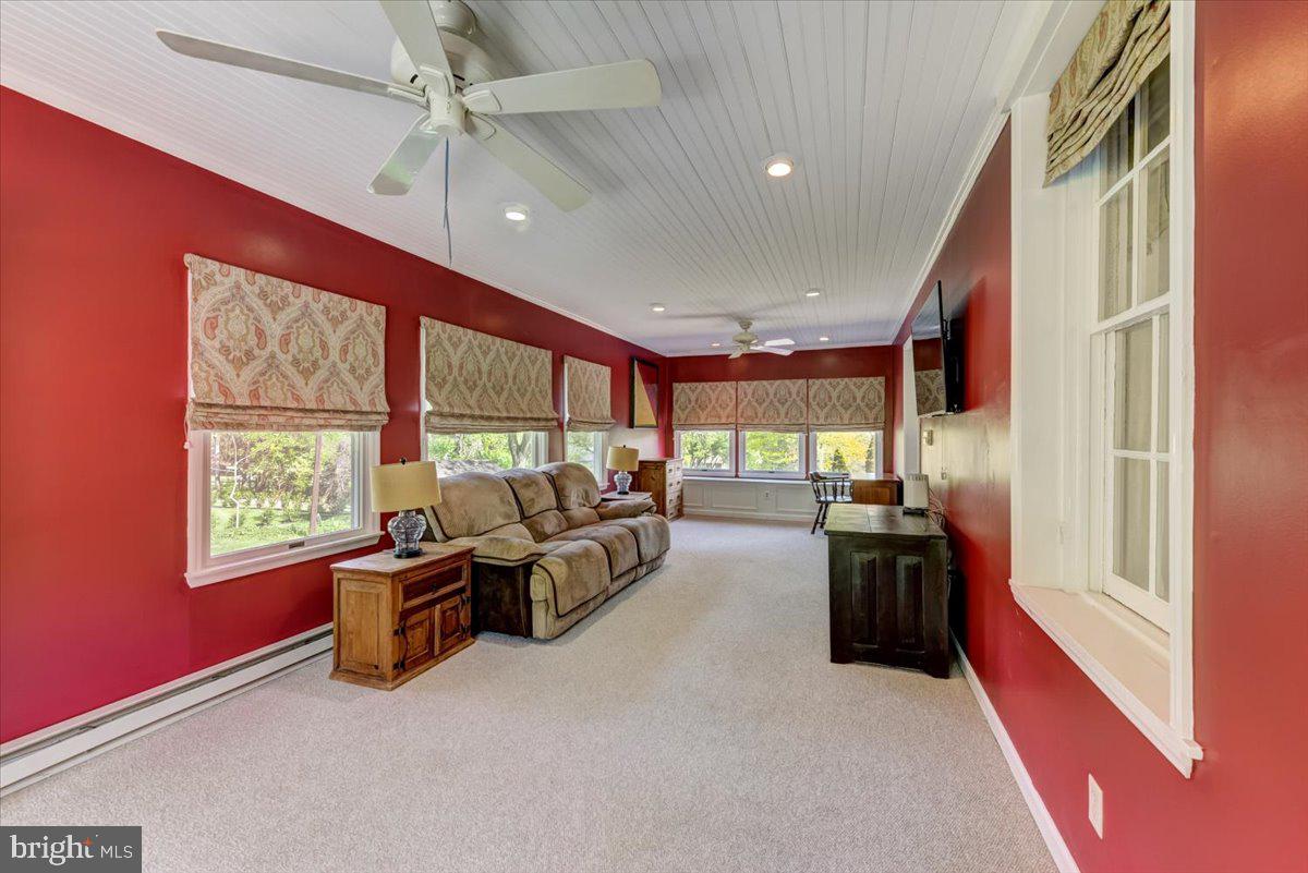 PIN OAK FARMS - Residential