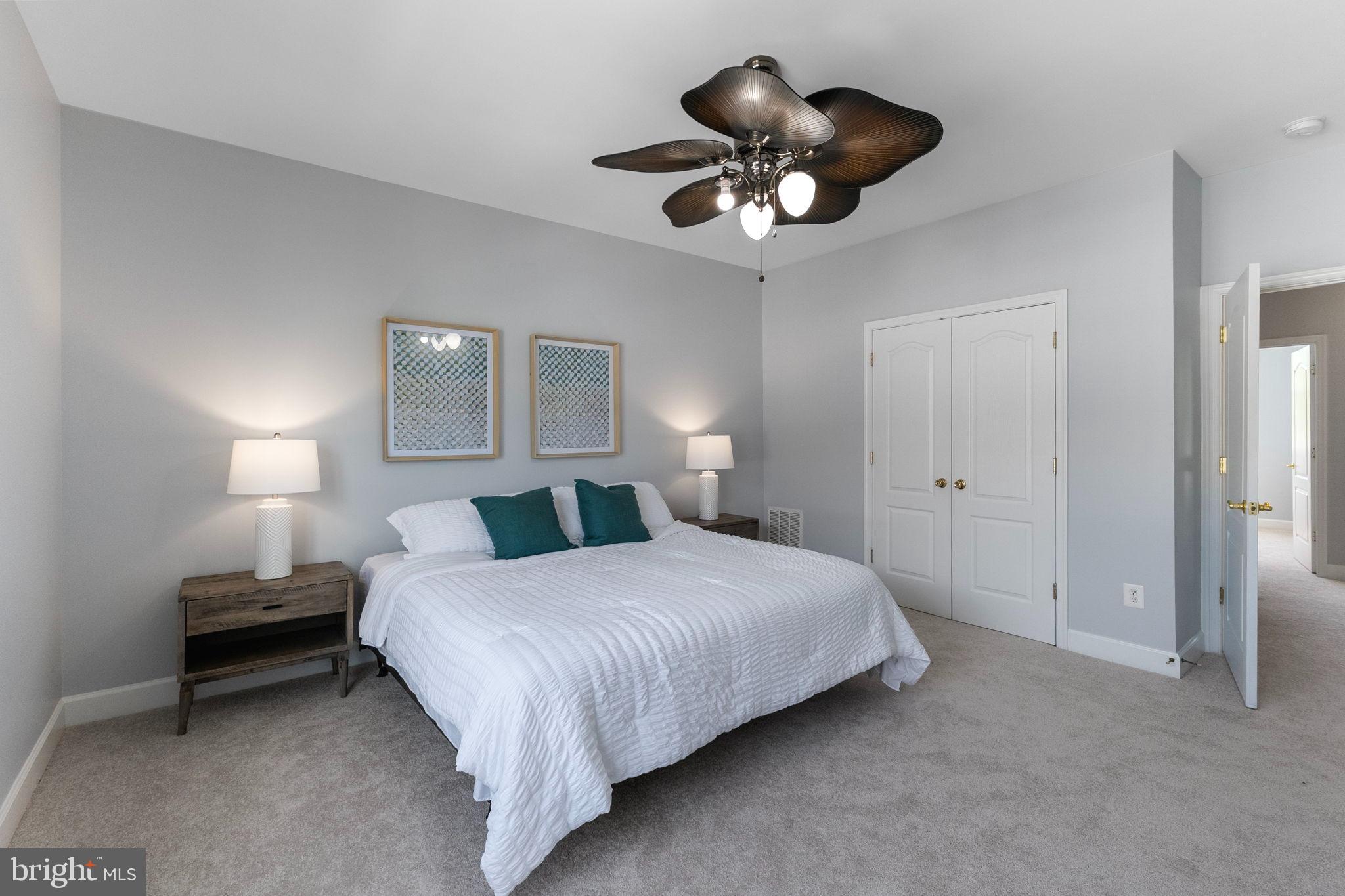 BUCKINGHAM STATION - Residential