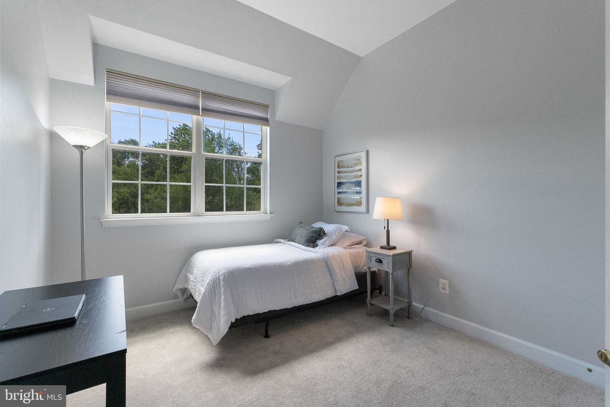 BUCKINGHAM STATION - Residential