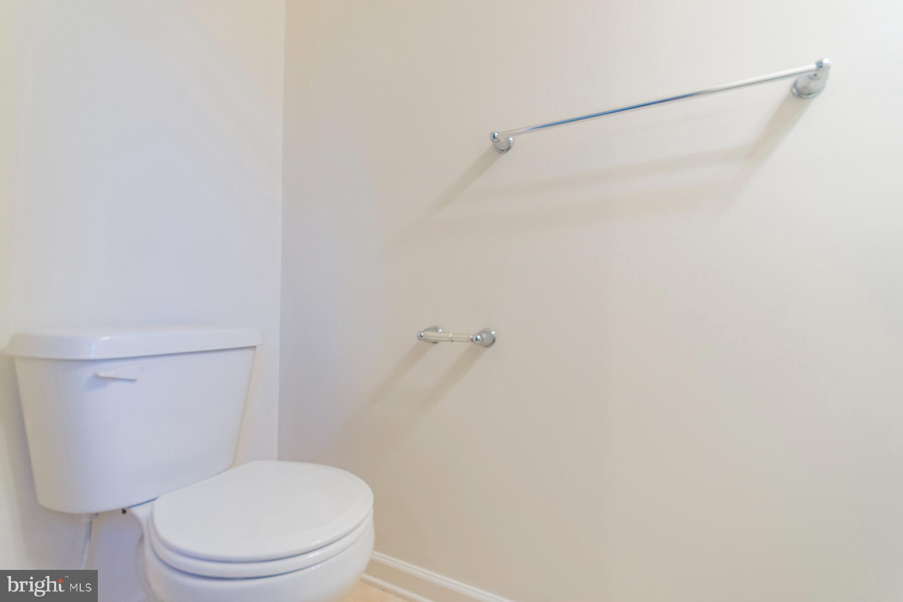 RIVERSIDE VILLAGES - Residential Lease