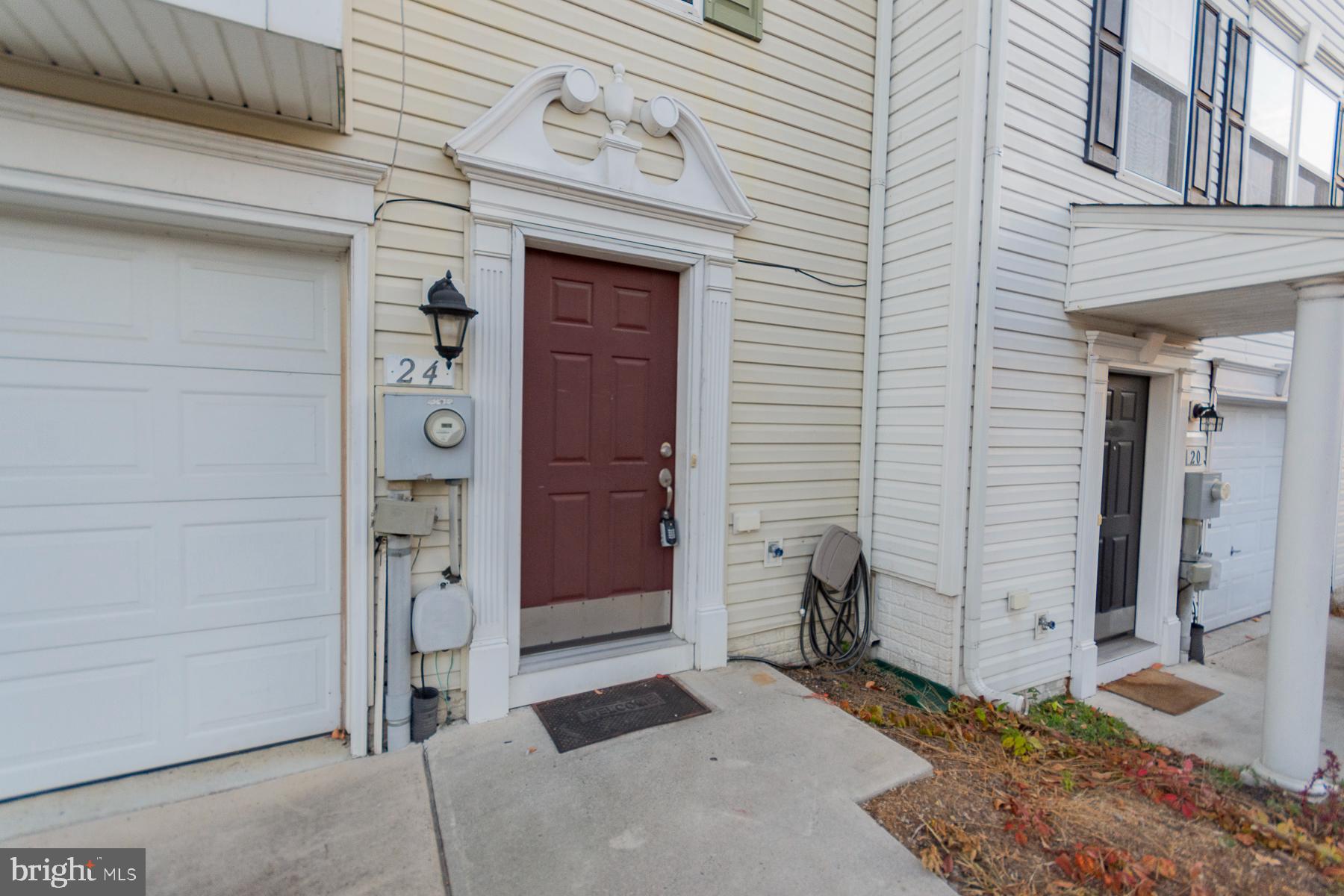 RIVERSIDE VILLAGES - Residential Lease