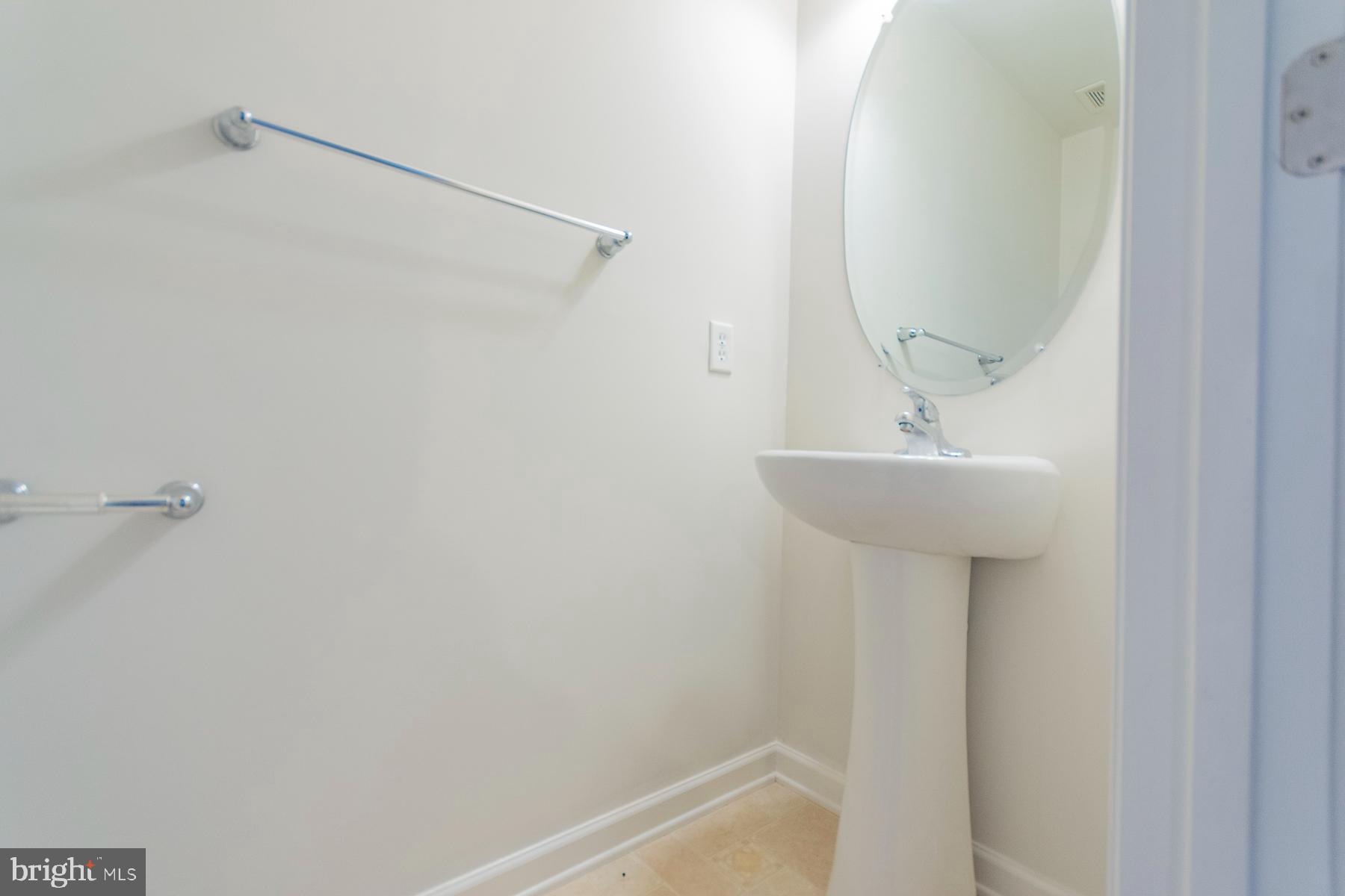 RIVERSIDE VILLAGES - Residential Lease