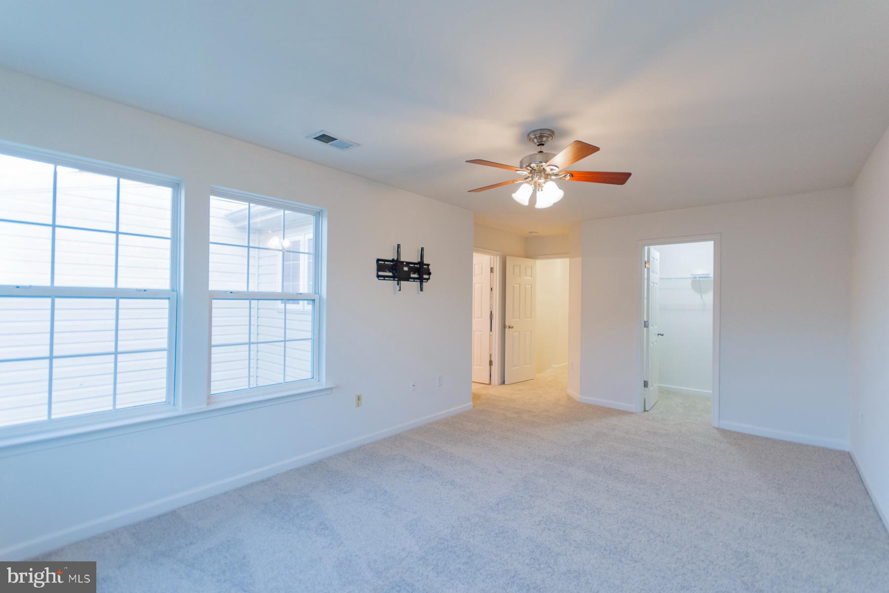 RIVERSIDE VILLAGES - Residential Lease