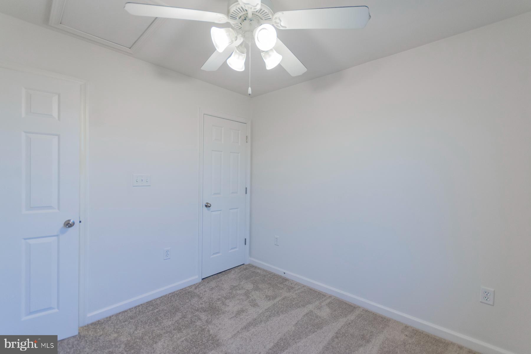 RIVERSIDE VILLAGES - Residential Lease