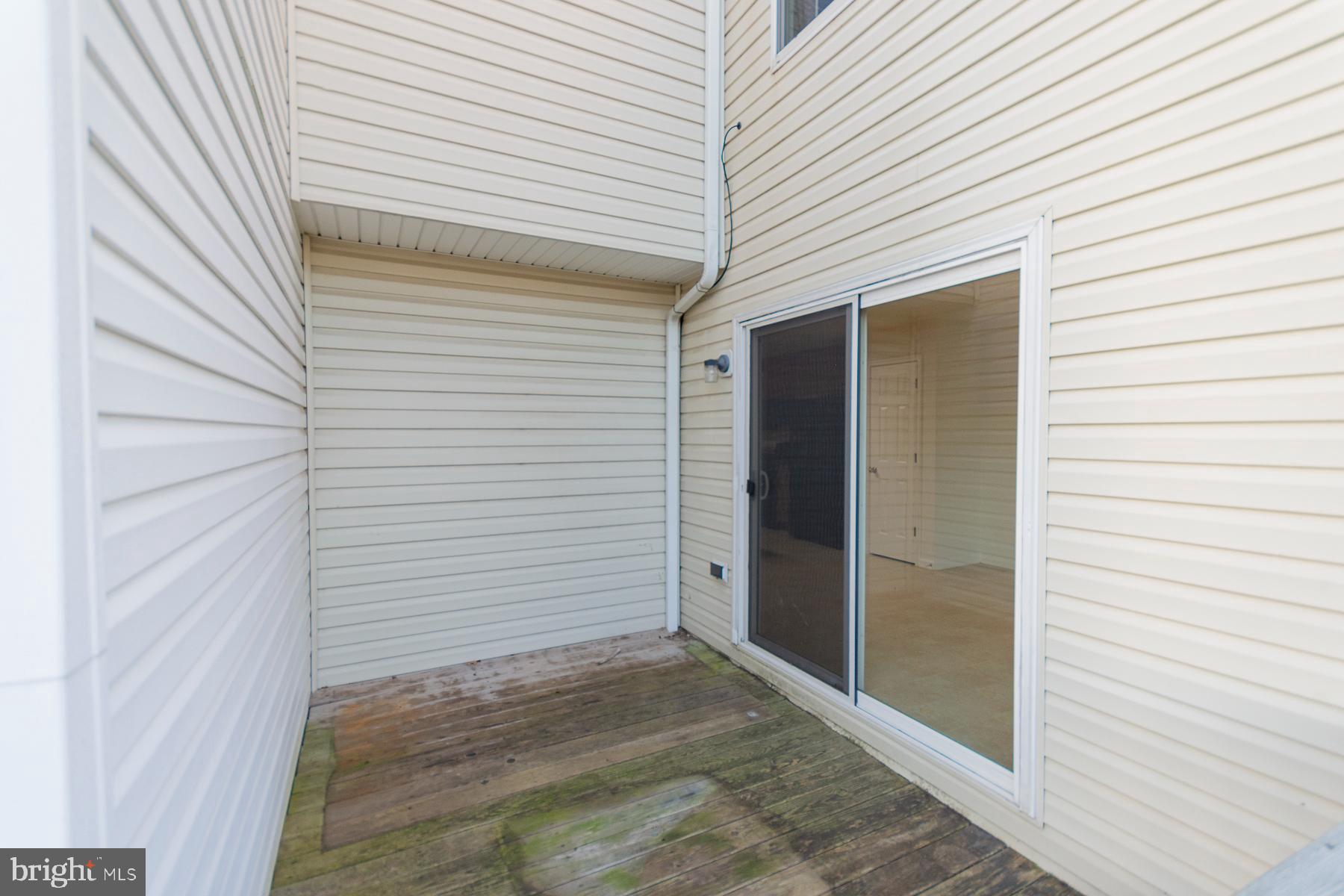 RIVERSIDE VILLAGES - Residential Lease