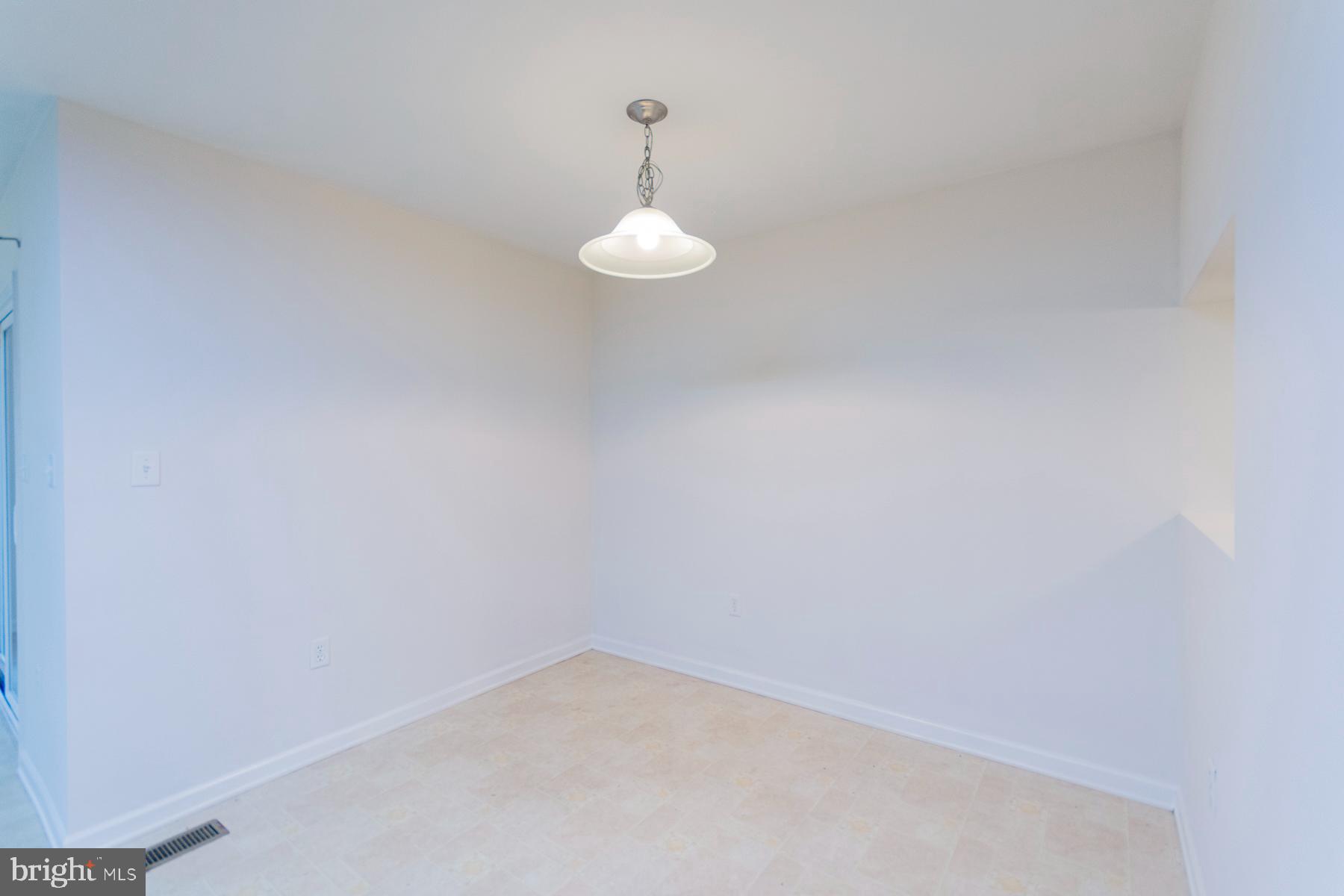 RIVERSIDE VILLAGES - Residential Lease