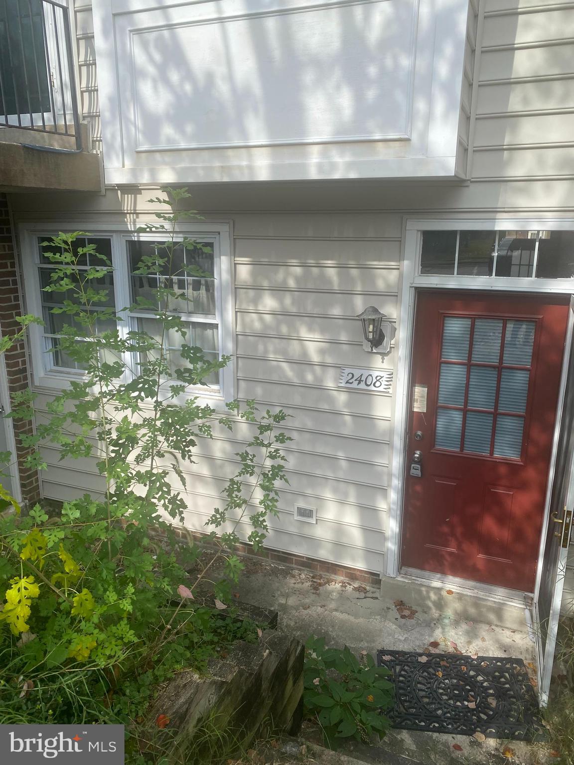 STONEHAVEN MEWS IN CROFTON VILLAGE - Residential