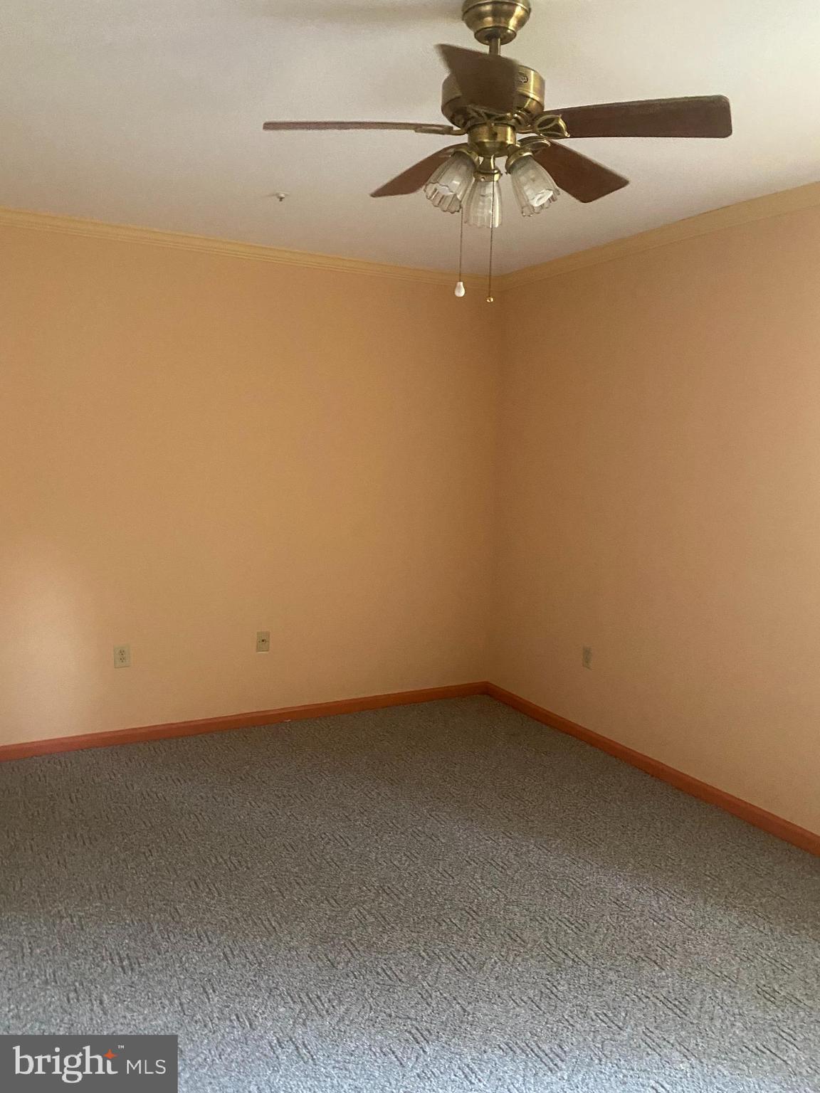 STONEHAVEN MEWS IN CROFTON VILLAGE - Residential