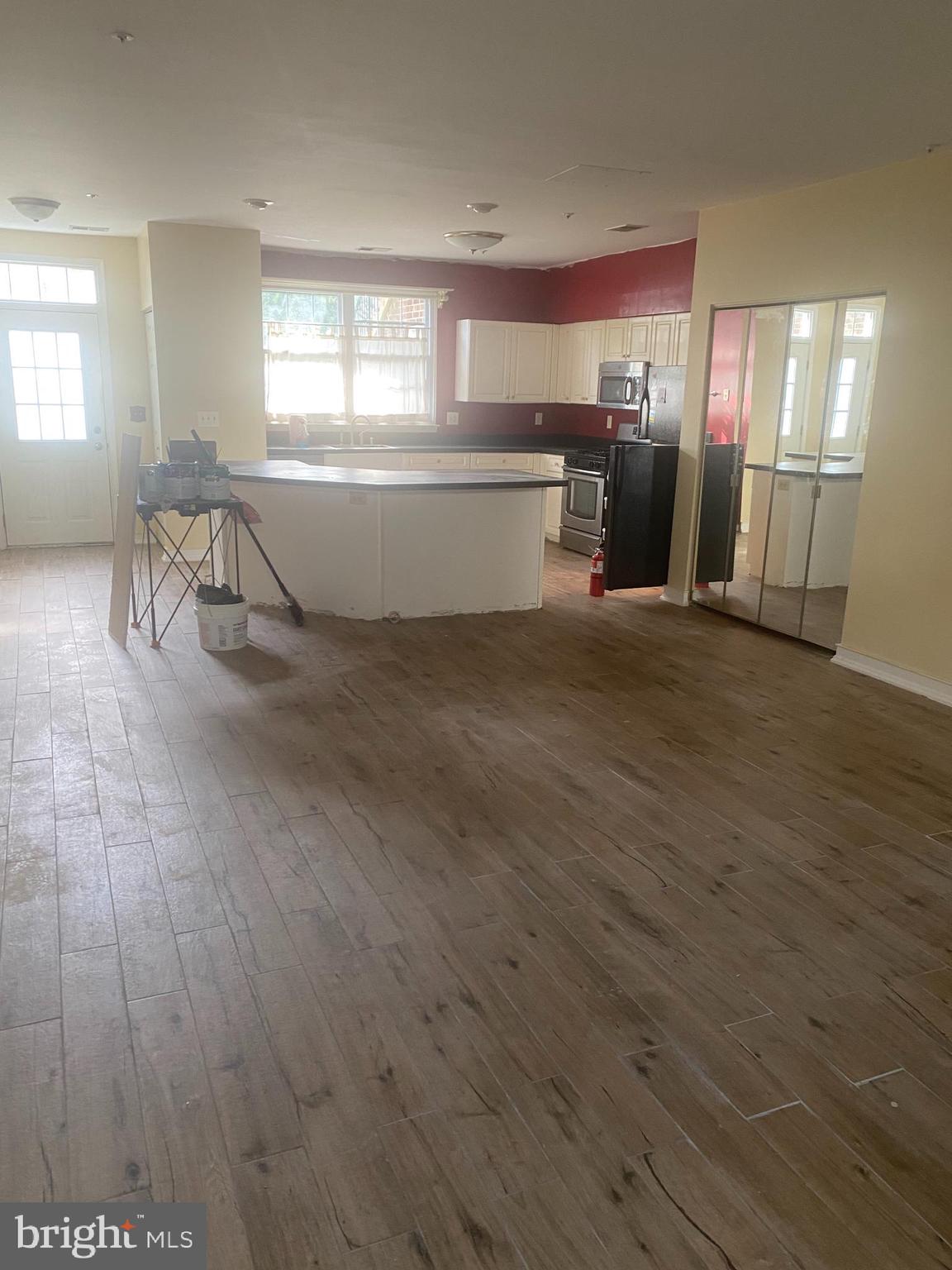 STONEHAVEN MEWS IN CROFTON VILLAGE - Residential