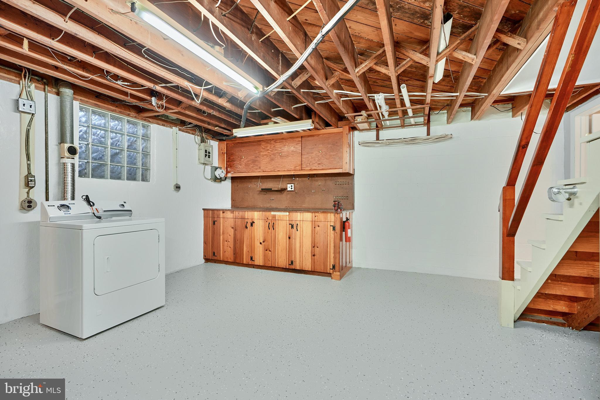 EASTCREST - Residential