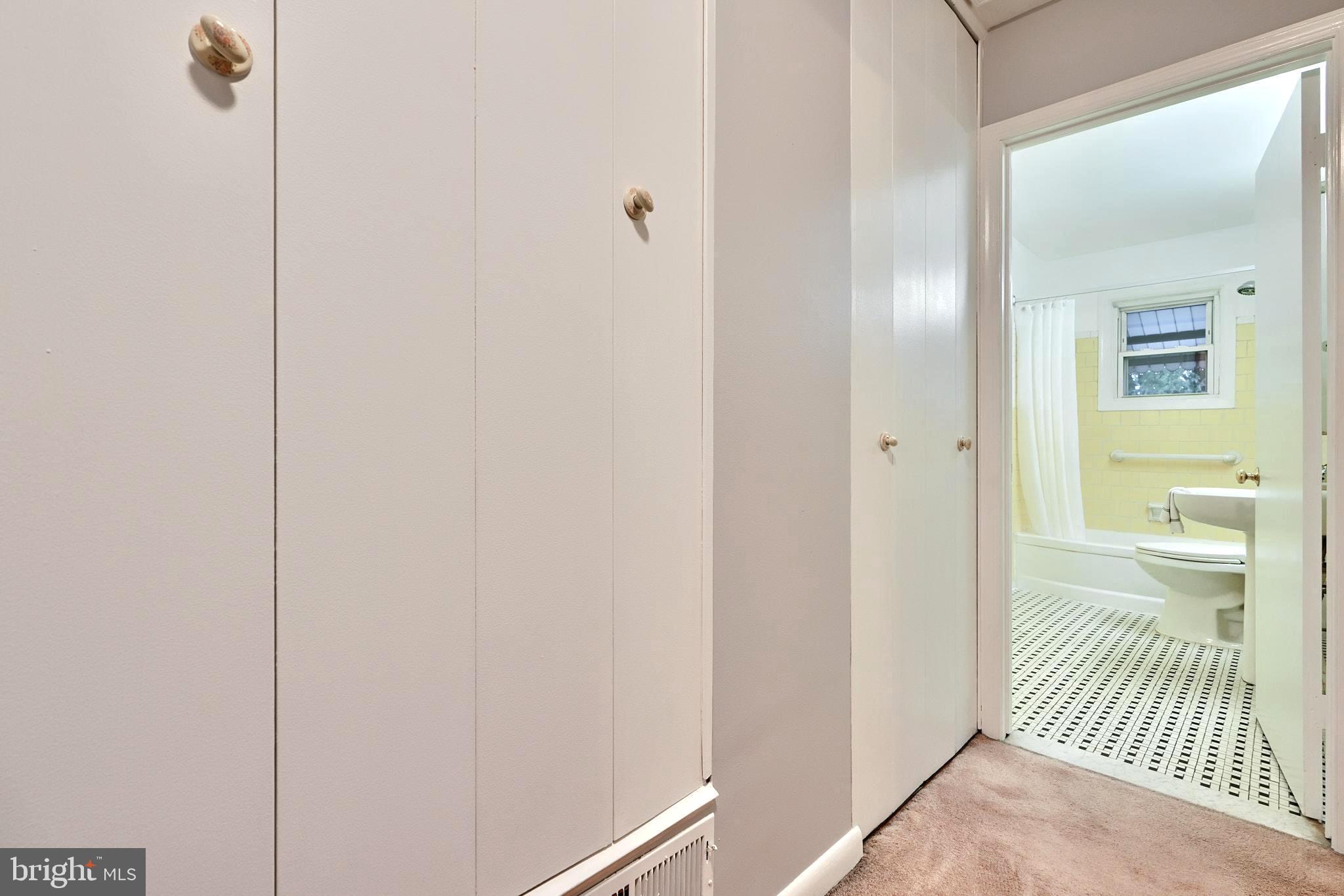 EASTCREST - Residential