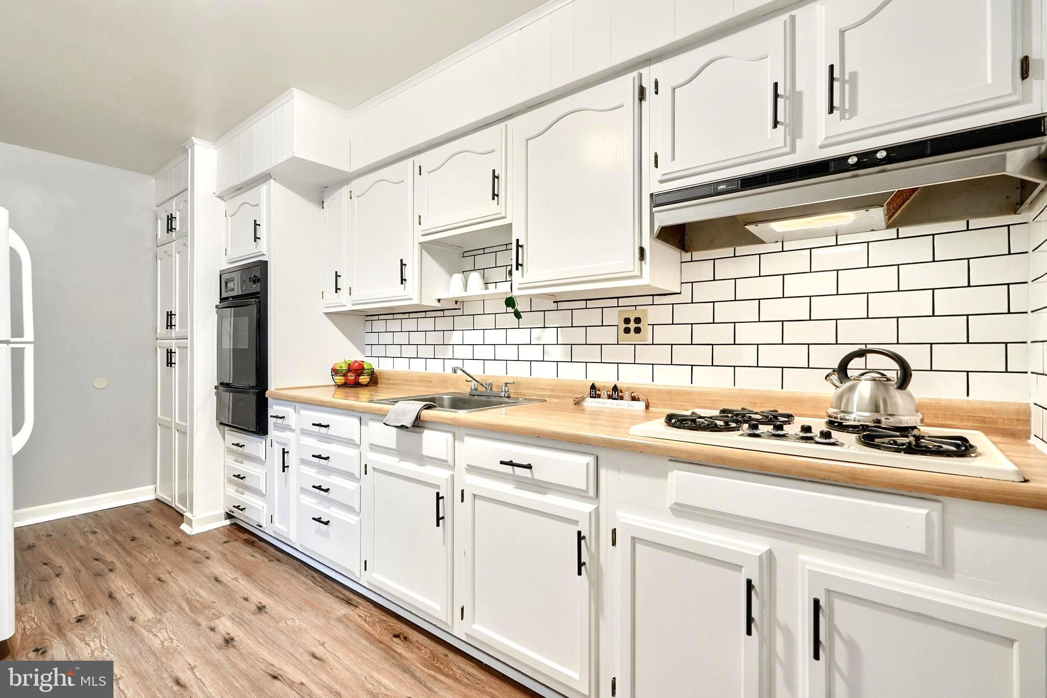 EASTCREST - Residential