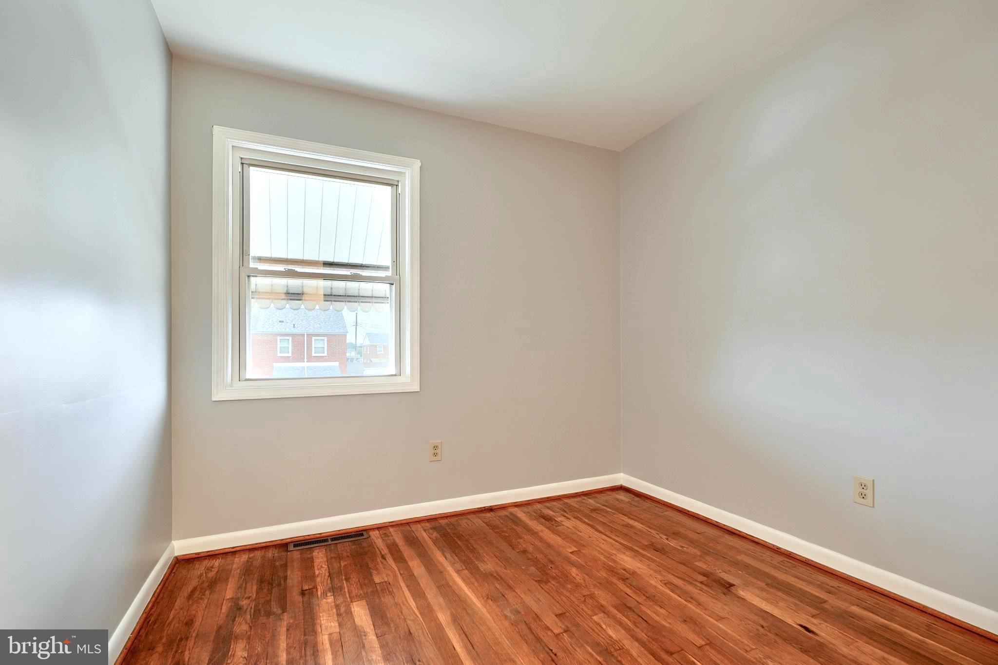 EASTCREST - Residential