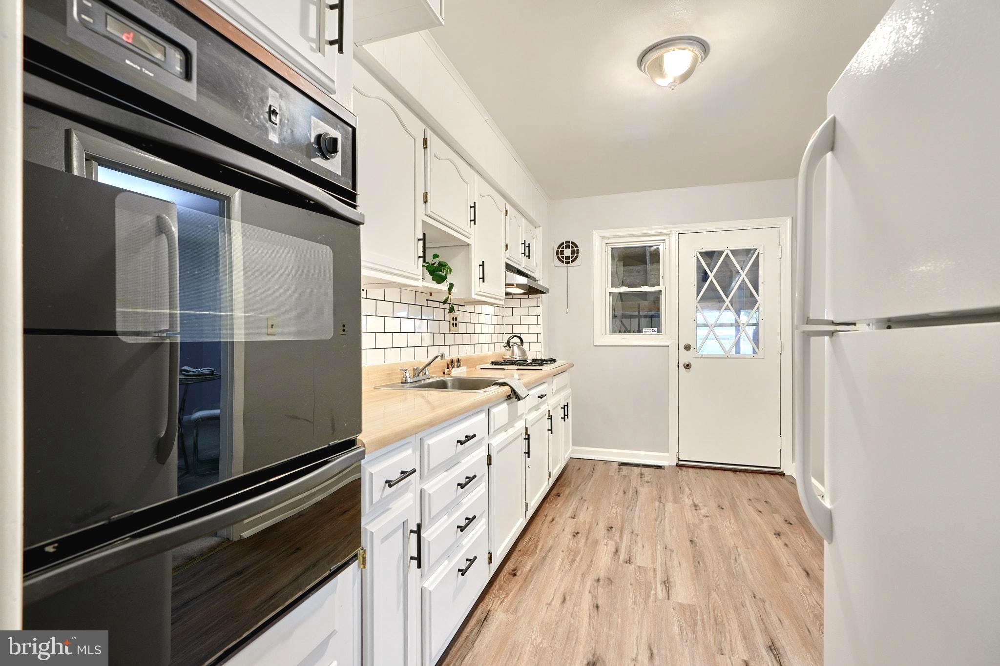 EASTCREST - Residential