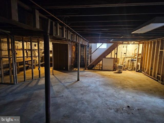 LANGHORNE GDNS - Residential