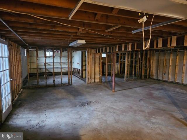 LANGHORNE GDNS - Residential