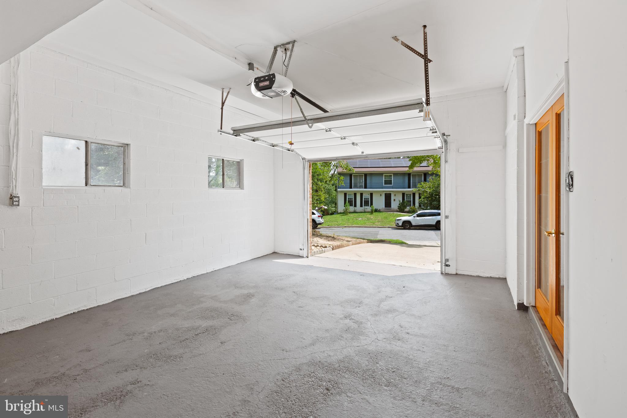 ADELPHI FOREST - Residential