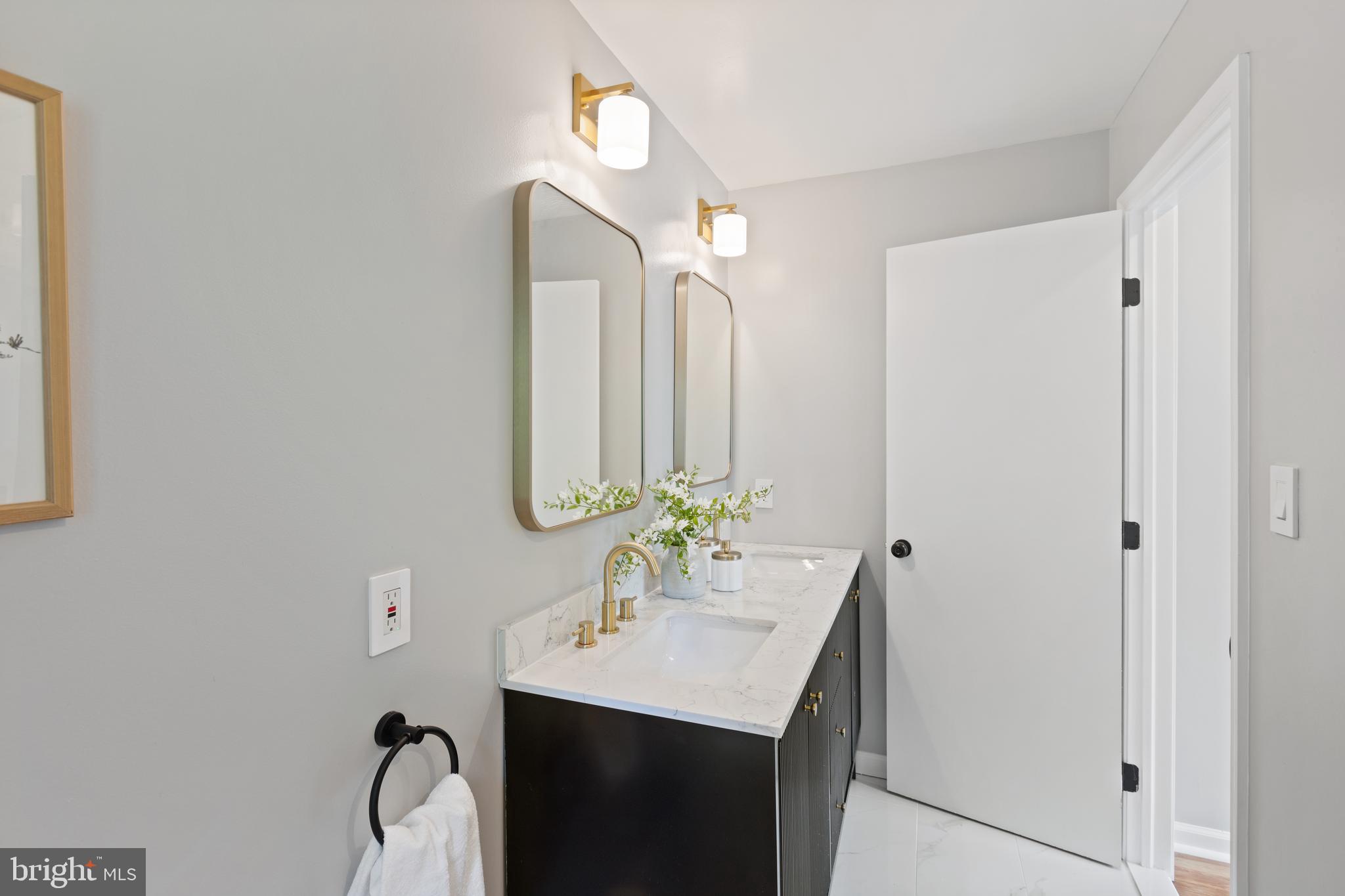 ADELPHI FOREST - Residential