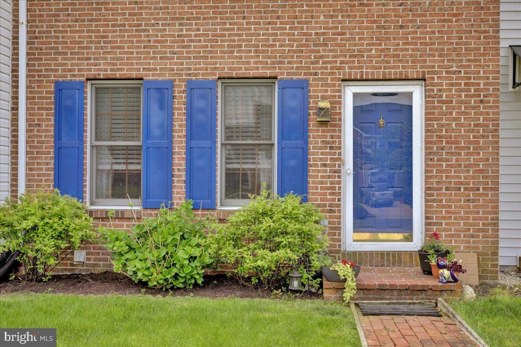 Photo of 114 Chukar Court, Lititz, PA 17543 (MLS # PALA2050330)