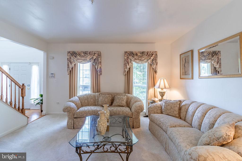 SUMMIT CREEK - Residential