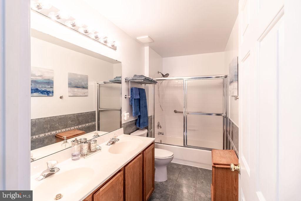 SUMMIT CREEK - Residential