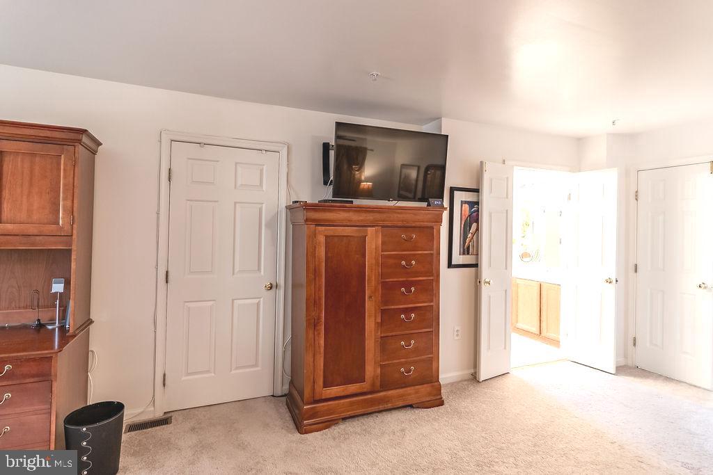 SUMMIT CREEK - Residential