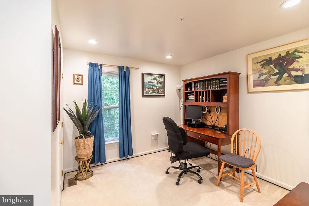 SUMMIT CREEK - Residential