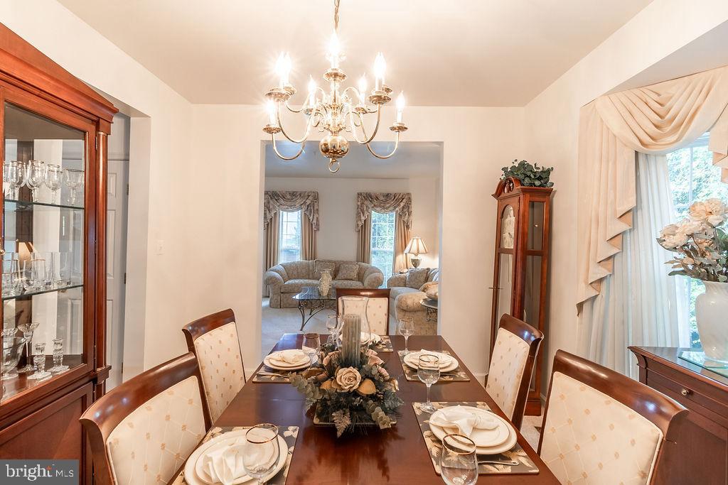 SUMMIT CREEK - Residential