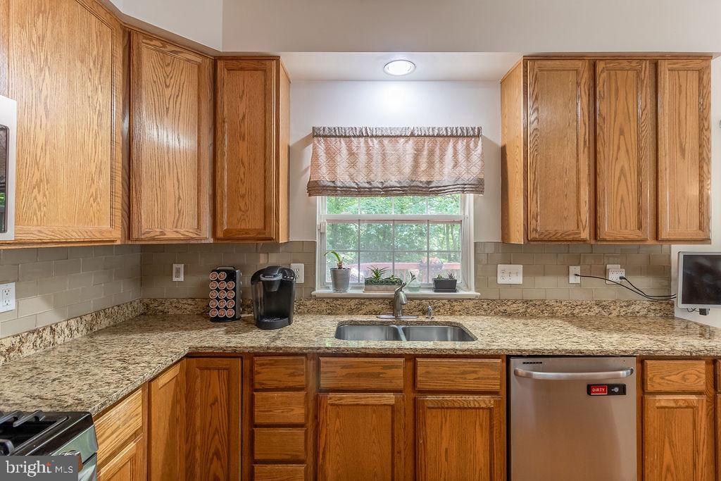 SUMMIT CREEK - Residential