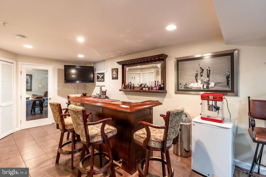 SUMMIT CREEK - Residential