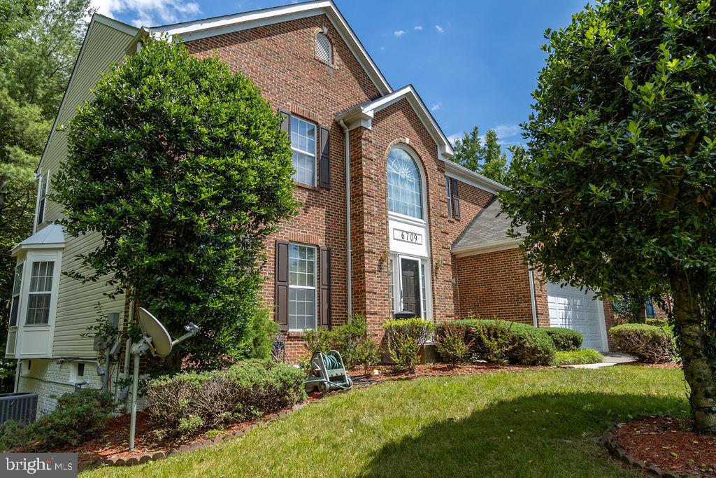 SUMMIT CREEK - Residential