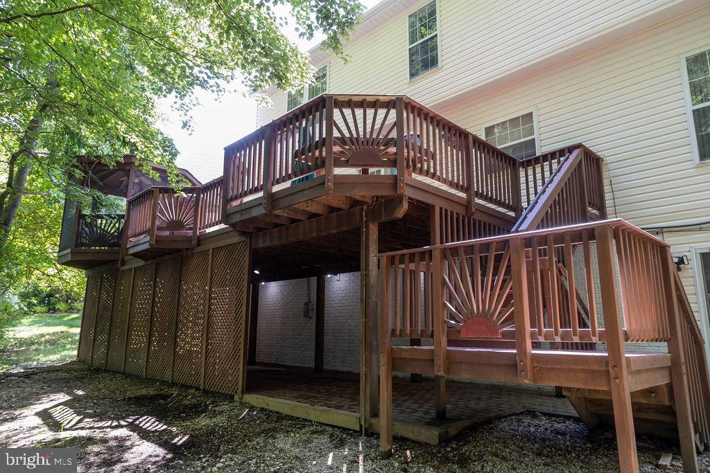 SUMMIT CREEK - Residential