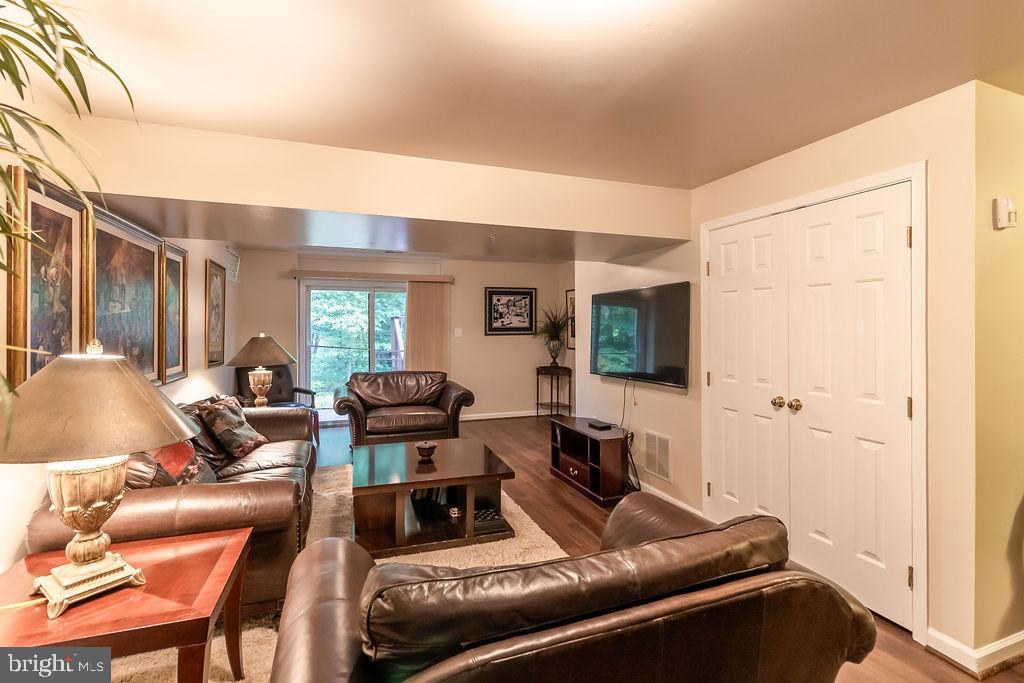 SUMMIT CREEK - Residential