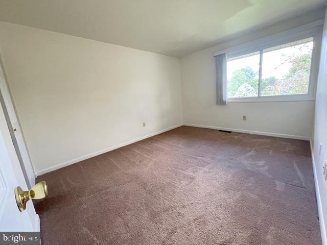 NORTHSIDE TOWNHOUSE APARTMENTS - Residential Lease