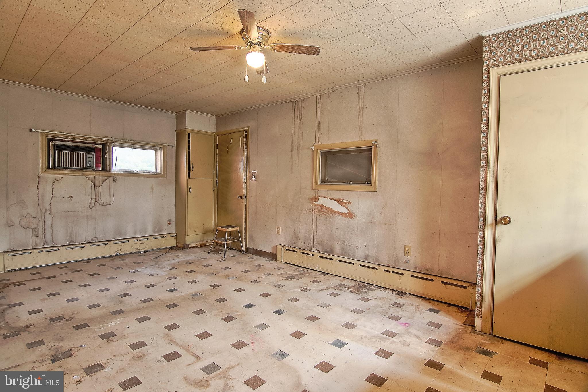 ROSEDALE - Residential