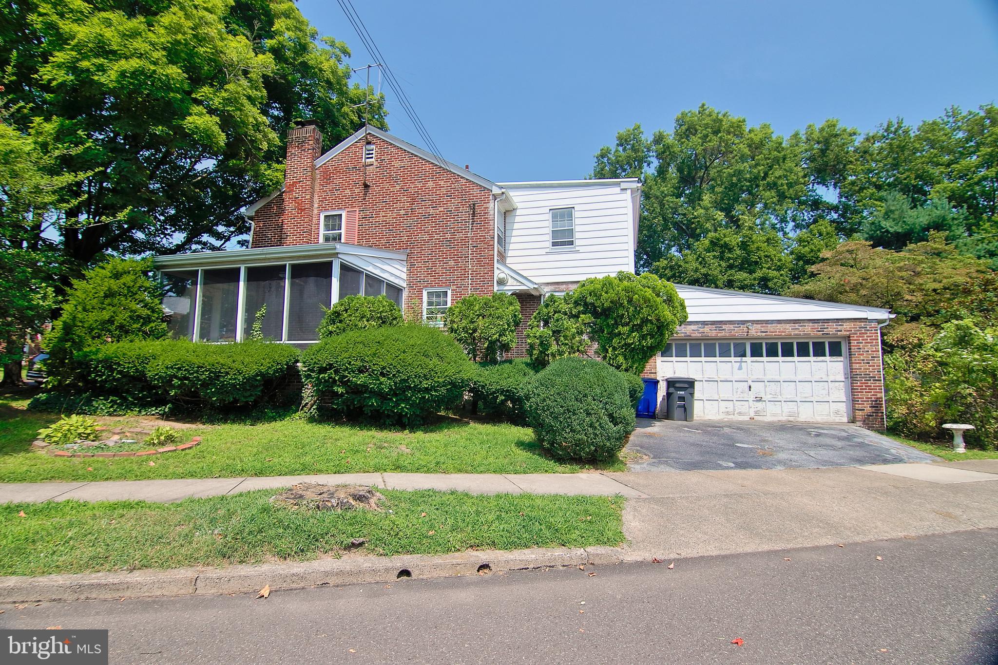 ROSEDALE - Residential