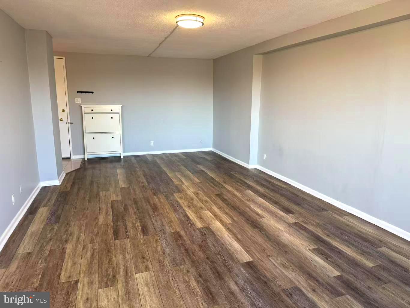 GREEN HILL - Residential