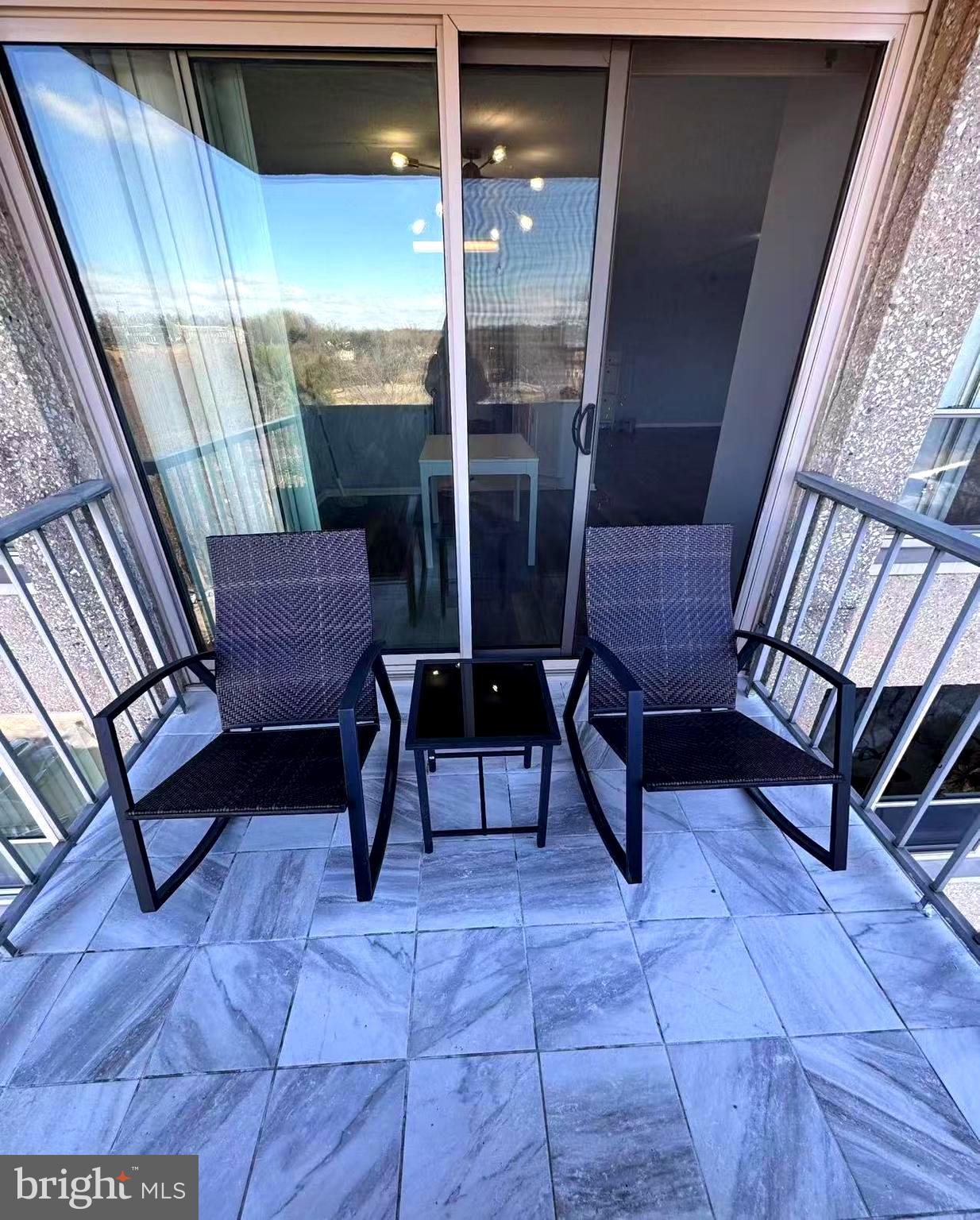 GREEN HILL - Residential