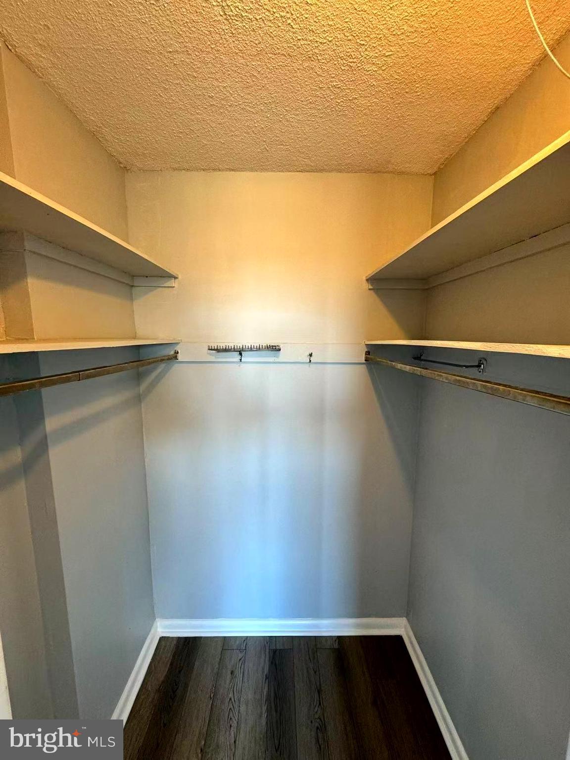 GREEN HILL - Residential