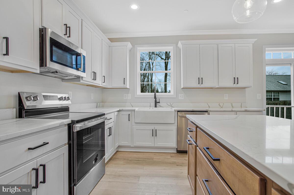 LOCH HAVEN BEACH - Residential