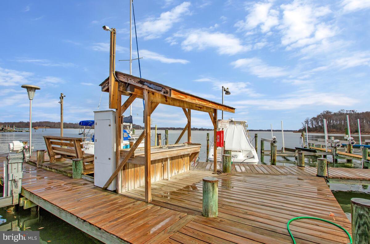 LOCH HAVEN BEACH - Residential