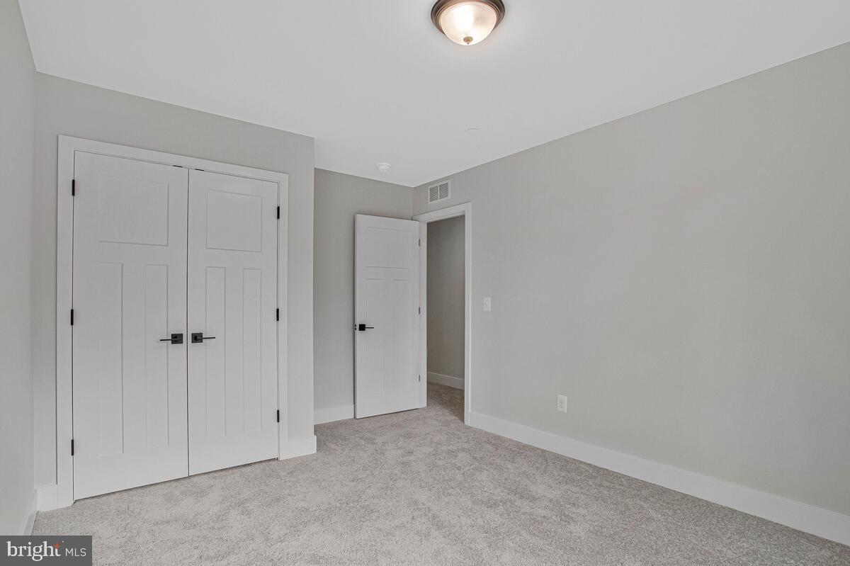 LOCH HAVEN BEACH - Residential