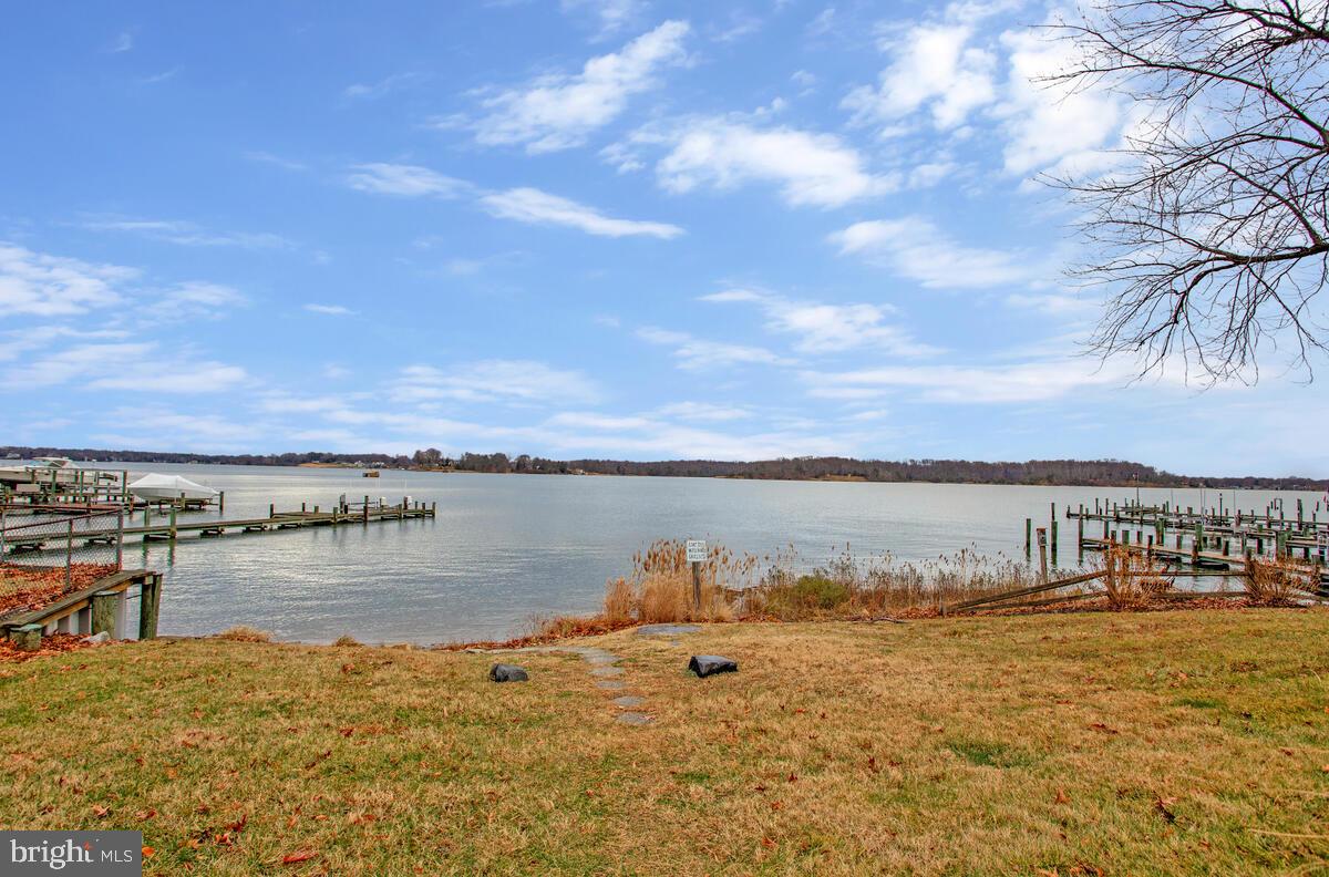 LOCH HAVEN BEACH - Residential