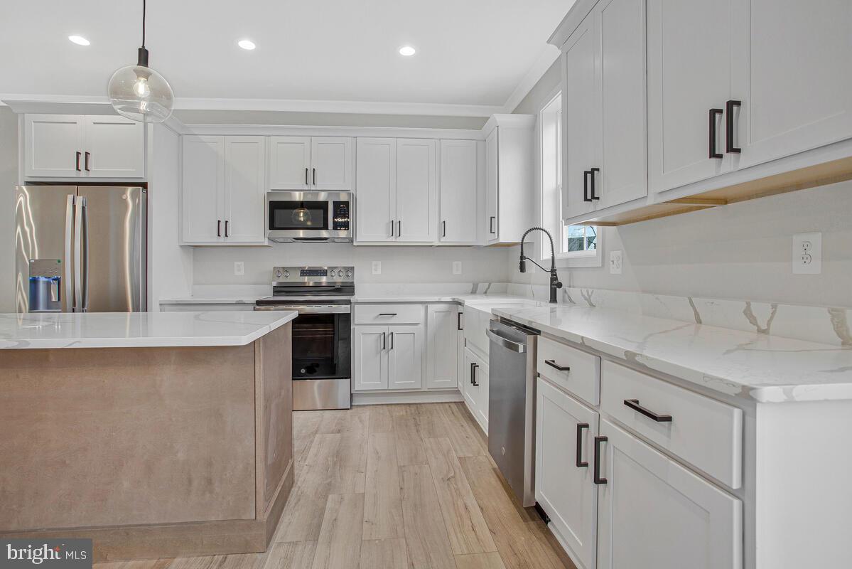 LOCH HAVEN BEACH - Residential