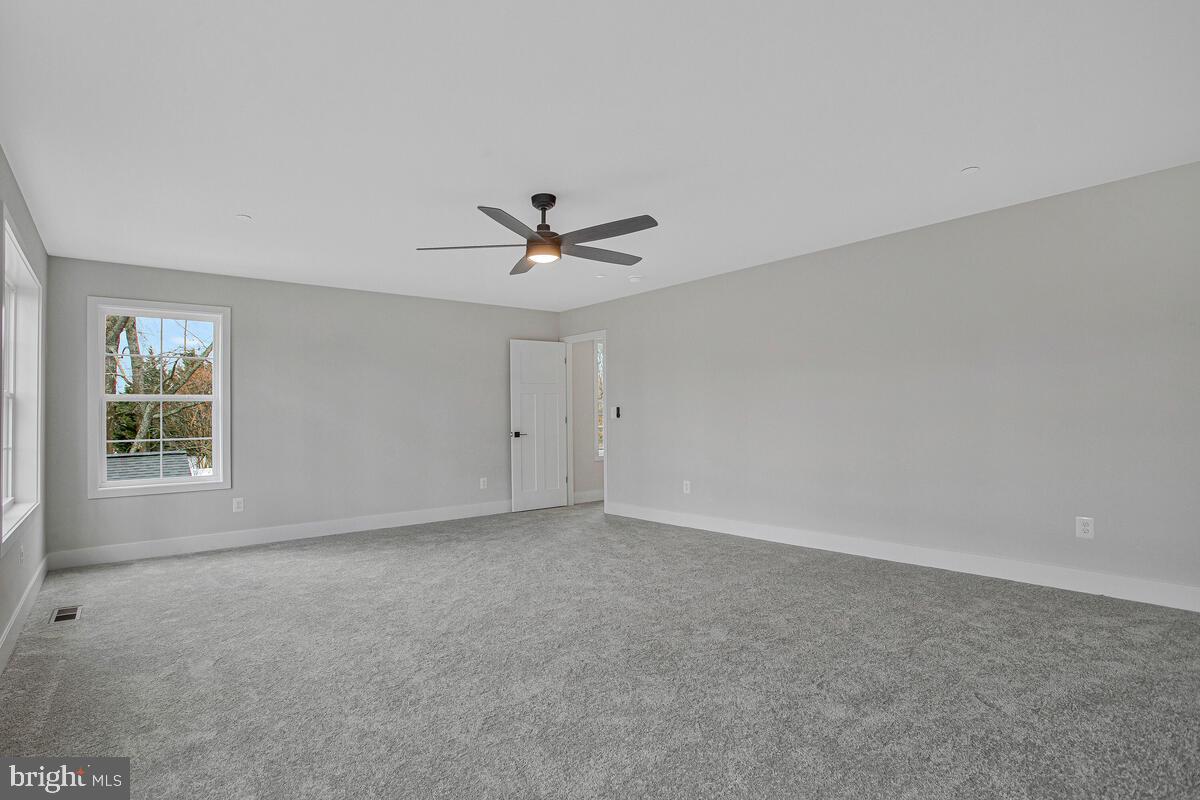 LOCH HAVEN BEACH - Residential