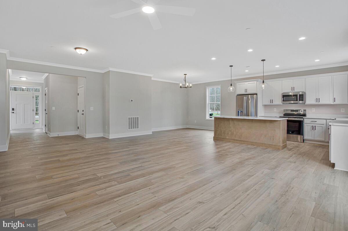 LOCH HAVEN BEACH - Residential